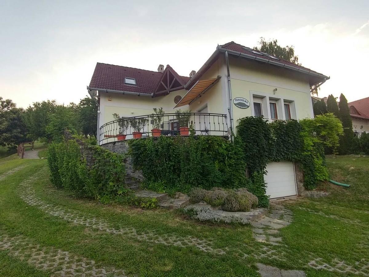 Szigligeti Panorama Apartmanhaz Екстер'єр фото